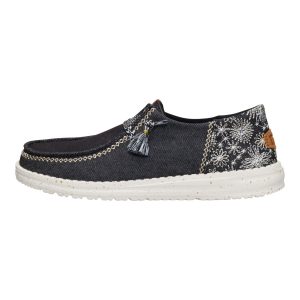 Wendy Funk Embroidered Floral – Black